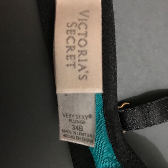 🔥SOLD!🔥Very Sexy Plunge Bra - Picture 5 of 5